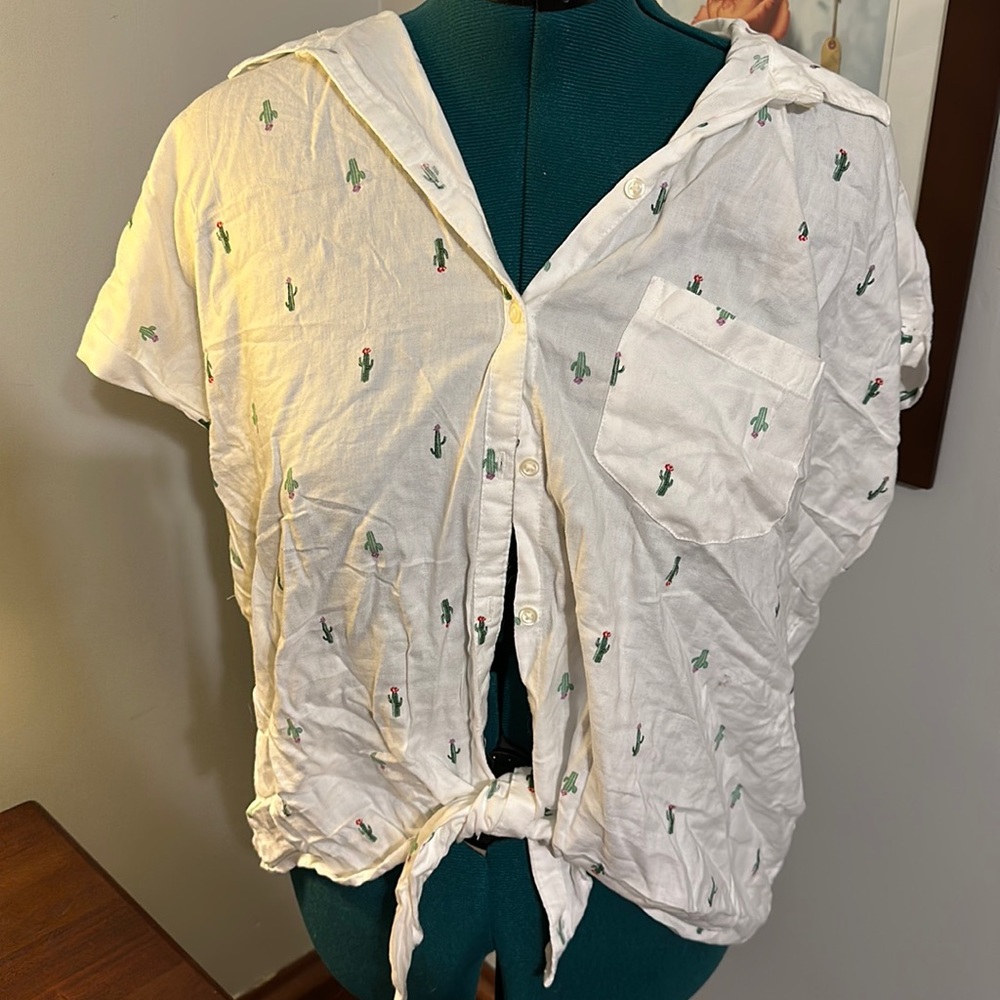 Cactus Tie-Front Shirt